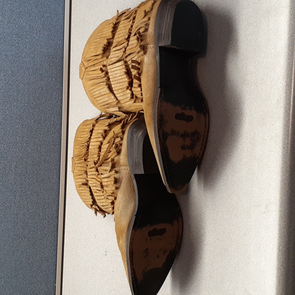 Dingo Brown Fringed Heeled Boots - Picture 7 of 8